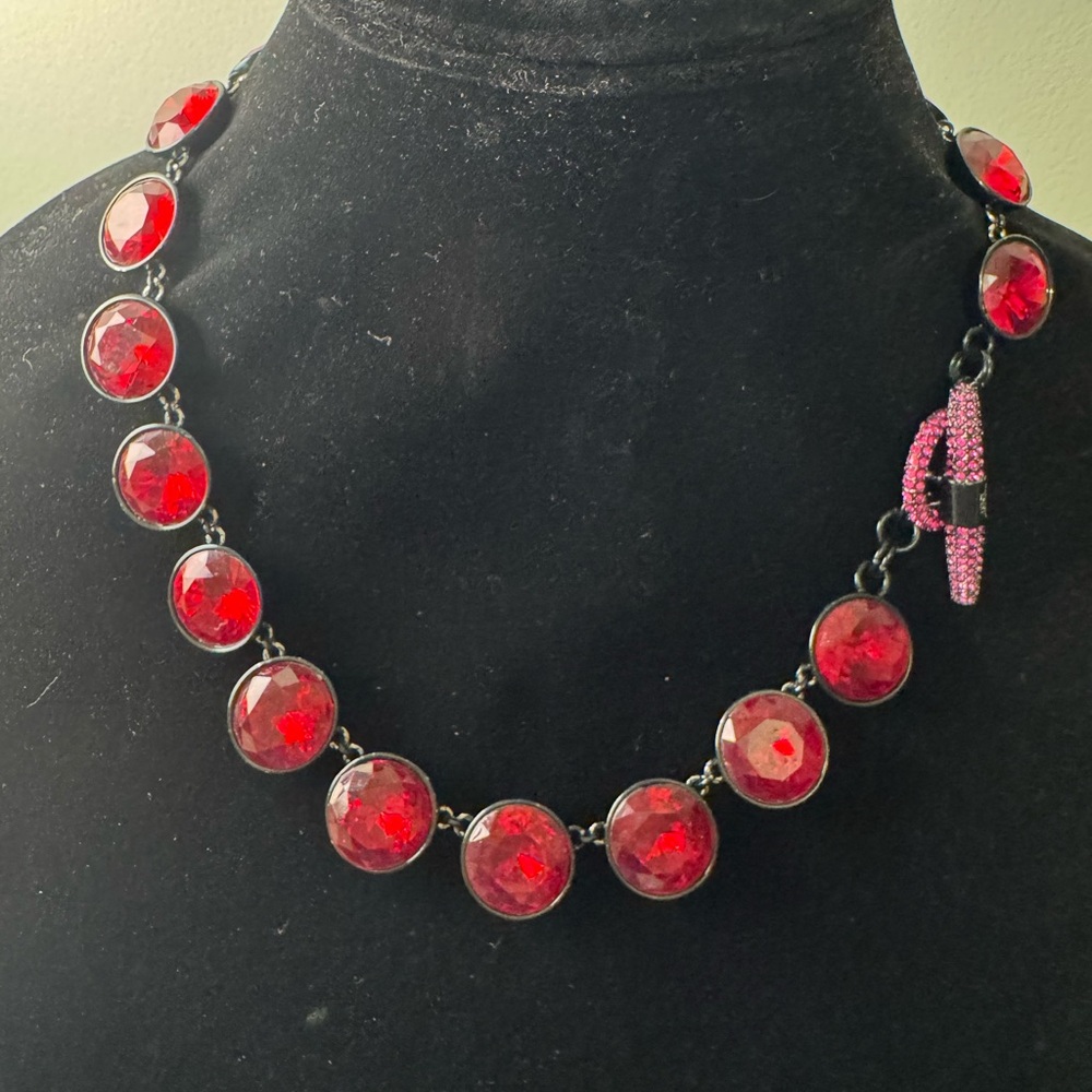 ❤️ Juicy Couture Red Faceted Statement Necklace | Gunmetal Toggle | 18”